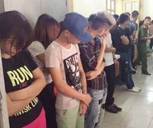 35 khách dương tính với ma túy tại quán karaoke "Long Quy"