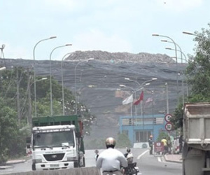 Clip: Cuộc sống với mùi hôi thối của người dân phía Nam TP HCM