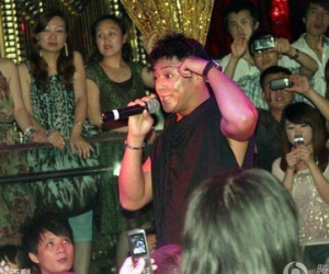 Cuộc đời sa cơ phải đi hát dạo của tài tử "Hoàng Phi Hồng"