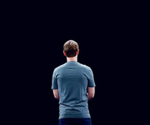 Mục đích từ thiện 45 tỷ USD của Mark Zuckerberg bị nghi ngờ