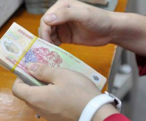 Những kiểu "nhắm mắt" chiều khách VIP của nhân viên ngân hàng