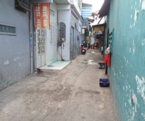 Hai cha con bị hàng chục thanh niên truy sát, người cha tử vong