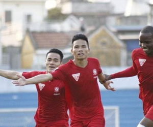 HN T&T băng về đích, Hải Phòng được trọng tài tặng bàn thắng