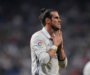Phòng thay đồ của Real Madrid dậy sóng vì Gareth Bale
