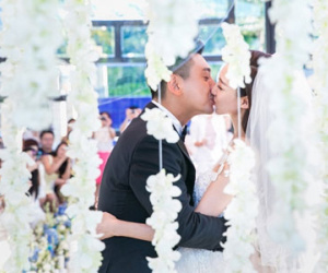 Toàn cảnh đám cưới cổ tích của Chu Hiếu Thiên và Hàn Văn Văn