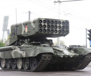 Báo Mỹ: Pháo phản lực bắn loạt TOS-1 của Nga vô đối trên thế giới