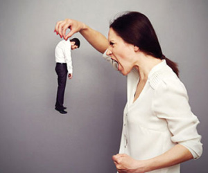 Đàn bà hiền lành cũng có thể... cuồng ghen