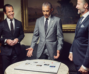 Tổng thống Obama làm biên tập viên một tờ báo công nghệ