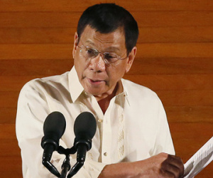 Tổng thống Philippine tiết lộ chuyện bị vợ bỏ