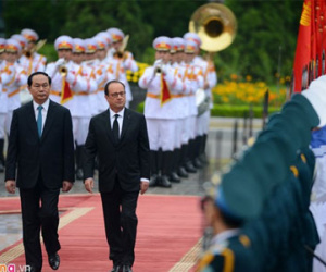 Lễ đón Tổng thống Pháp Francois Hollande tại Hà Nội