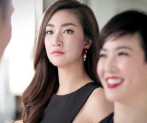 “Thôi chồng ơi, cất xế hộp vào kho, đi con xe máy cũ cho em nhờ!”
