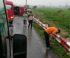 Xe khách lật trên cao tốc khiến 12 người thương vong đã chạy với tốc độ trên 80km/h?