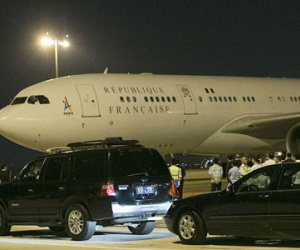 Chuyên cơ TT Pháp đắt hơn cả Air Force One của Obama