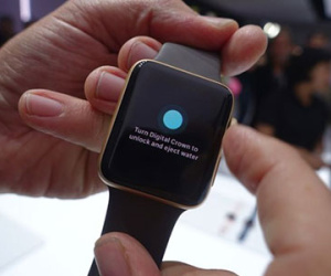 Apple Watch Series 2: Chịu nước ở độ sâu 50m