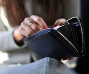"Đàn ông mà giữ tiền khư khư thì chẳng tốt đẹp gì"