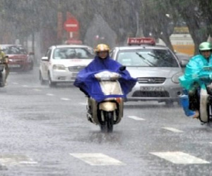 Hà Nội mưa dông đến hết tuần