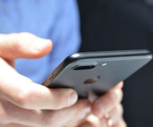 iPhone 7 Plus bản Jet Black chào giá 38 triệu đồng ở VN
