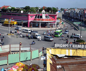 “Rốn” kẹt xe vắng vẻ lạ thường, người Sài Gòn "sốc"