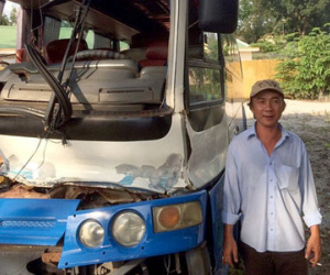 Tài xế xe khách được cứu: Anh Bắc xứng đáng là anh hùng