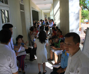 Tâm sự "chọn trường cô giáo không đánh học sinh" gây sốt