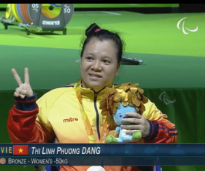 Đô cử Đặng Thị Linh Phượng đoạt HCĐ Paralympic 2016