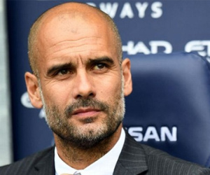 Pep Guardiola TIẾT LỘ người thay thế Sergio Aguero ở derby Manchester