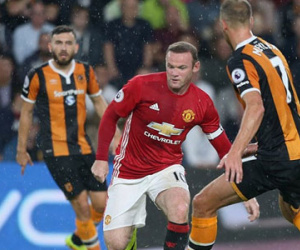 Quên Mourinho và Pep đi, derby là của Rooney