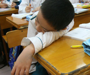 Biểu hiện nào chứng tỏ trẻ đang gặp “vấn đề” ở trường học?