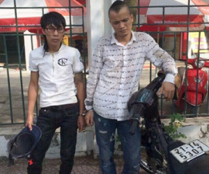 Bộ đôi trùng tên, cùng năm sinh đi trộm gặp phải cảnh sát