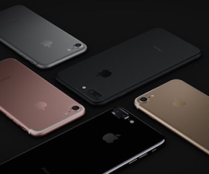 iPhone 7 chống nước nhưng Apple không bảo hành máy dính nước