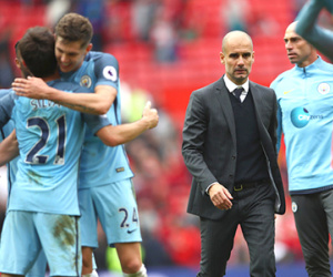 Chờ Guardiola vực dậy bóng đá Anh