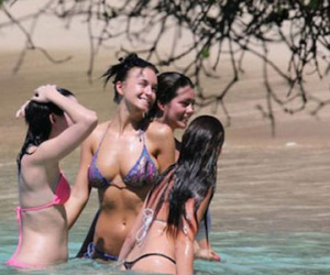 Nên làm gì nếu bạn đến bãi biển nude