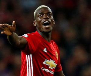 Pogba đáp trả những chỉ trích sau trận derby Manchester