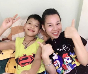 Rơi nước mắt mẹ ung thư dặn con trai: "Nếu mẹ là ma, con có sợ không?"