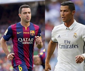 Ronaldo "đấu võ mồm" cùng Xavi