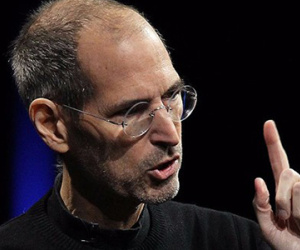 Steve Jobs giải thích lý do Apple bỏ các tính năng iPhone