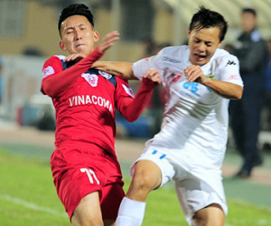 Thành Lương, Xuân Tú và chiếc thẻ đỏ bản năng