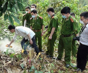 Thư tuyệt mệnh cạnh xác đôi vợ chồng chết tại nhà riêng