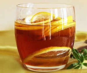 Điều kỳ diệu khi uống chanh mật ong mỗi buổi sáng