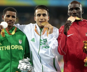 SỐC: Top 4 chạy 1500m Paralympic có thành tích tốt hơn cả HCV Olympic 2016