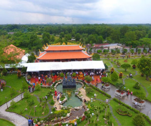 Toàn cảnh nhà thờ Tổ của Hoài Linh ở Sài Gòn