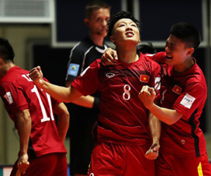 Futsal Việt Nam tăng 3 bậc trên BXH thế giới