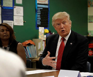 Nếu ông Trump đắc cử, nước Mỹ sẽ mất 1 ngàn tỉ USD