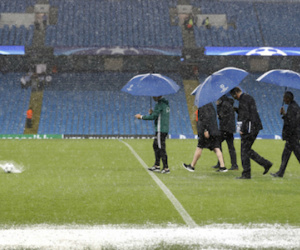 Trận ra quân của Man City tại Champions League bị hoãn
