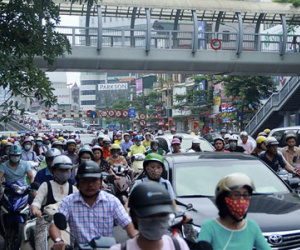 Nguyên sĩ quan công an chỉ ra 8 lí do tắc đường Hà Nội