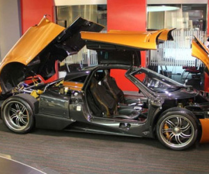 Pagani Huayra 78 tỷ Đồng của Minh "Nhựa" là siêu xe mới toanh