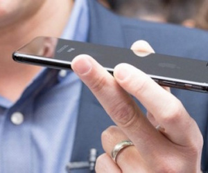 iPhone 7 Plus màu đen bóng bị đẩy giá tới 50 triệu đồng