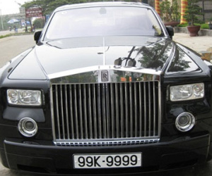 Bộ sưu tập Rolls-Royce siêu sang biển đẹp của đại gia Việt