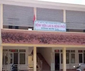 Chở thi thể bằng xe máy: Bệnh viện xin rút kinh nghiệm