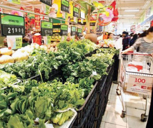 Hết "lũ quét" hàng Tàu đến "dòng thác" hàng Thái